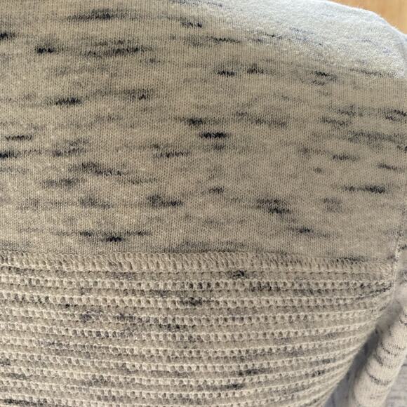 T by Talbots Gray Crew Neck Sweater with Speckled Texture Size SP - Picture 4 of 6